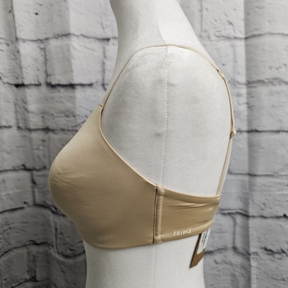 SKIMS Wireless Form T Shirt Bra In Sand Size 34D NWT - Picture 6 of 14